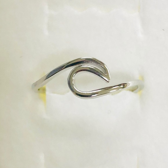 Sterling Silver 925 Wave Ring - Picture 3 of 5